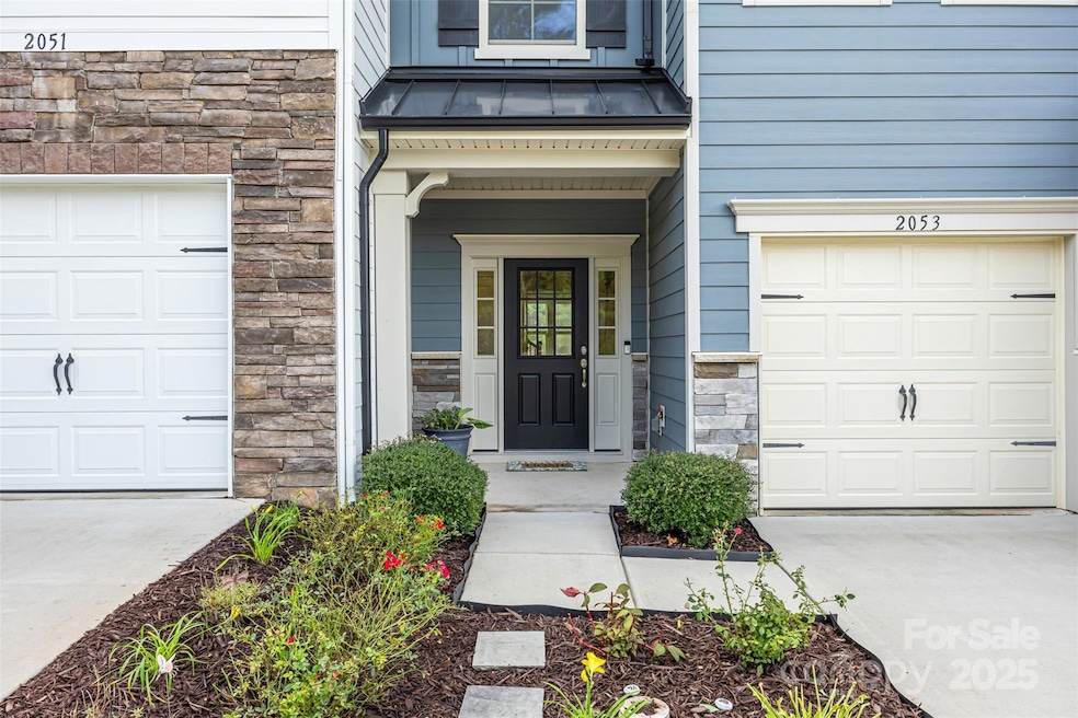 2053 Suttonview Rd, Fort Mill, SC 29708 - photo 1