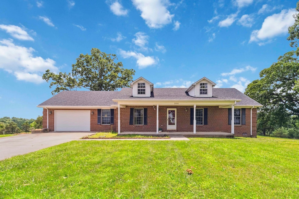 For Sale $606,000 • Co-Listing Agent