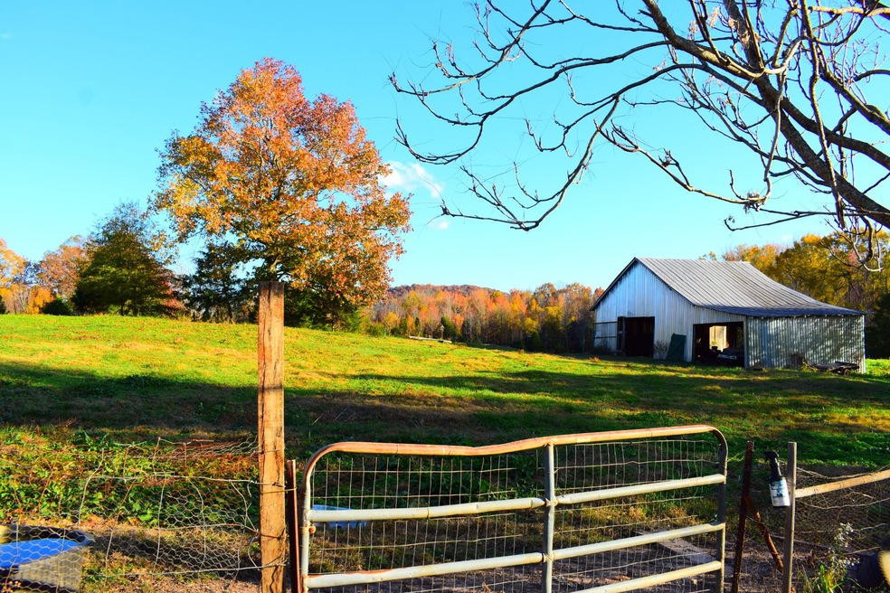 134 Mckeehan Ln, Rock Island, TN 38581 - photo 1