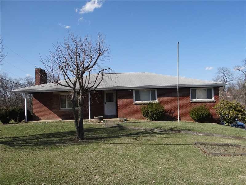 Exterior Front. Ready move-in condition..just load
