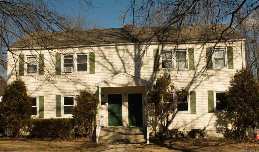 23 Glenwood Ave unit A, Poughkeepsie, NY 12603 - photo 1