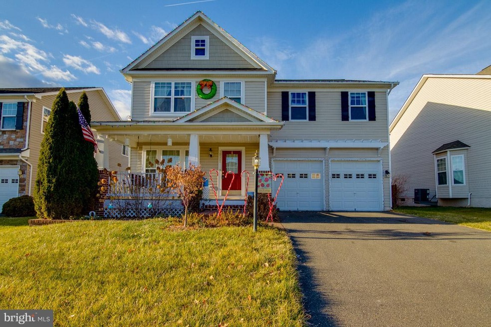 18502 Quantico Gateway Dr, Triangle, VA 22172 - photo 1