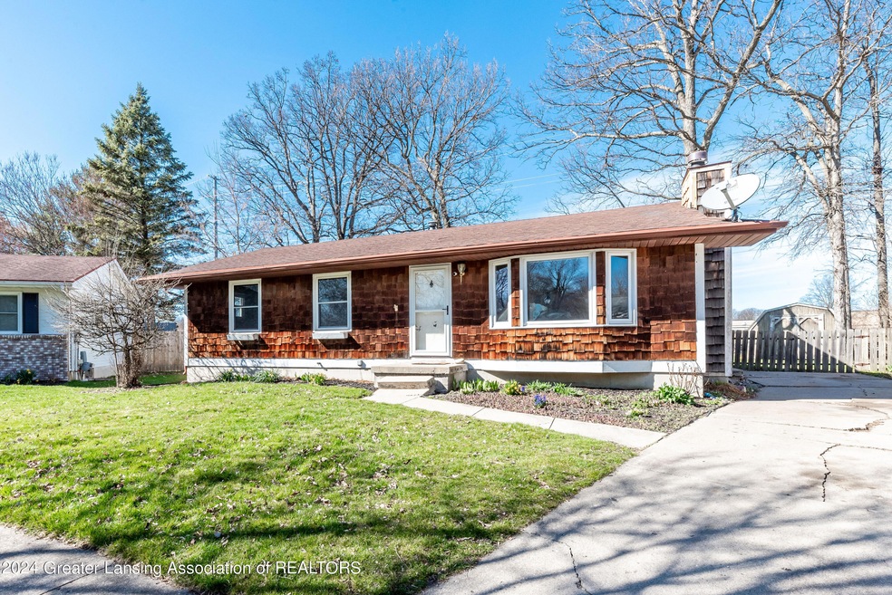 5428 Calvary Cir, Lansing, MI 48911 - photo 1