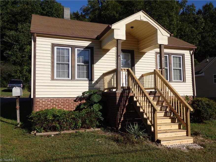 428 Peachtree St, Asheboro, NC 27203 - photo 1