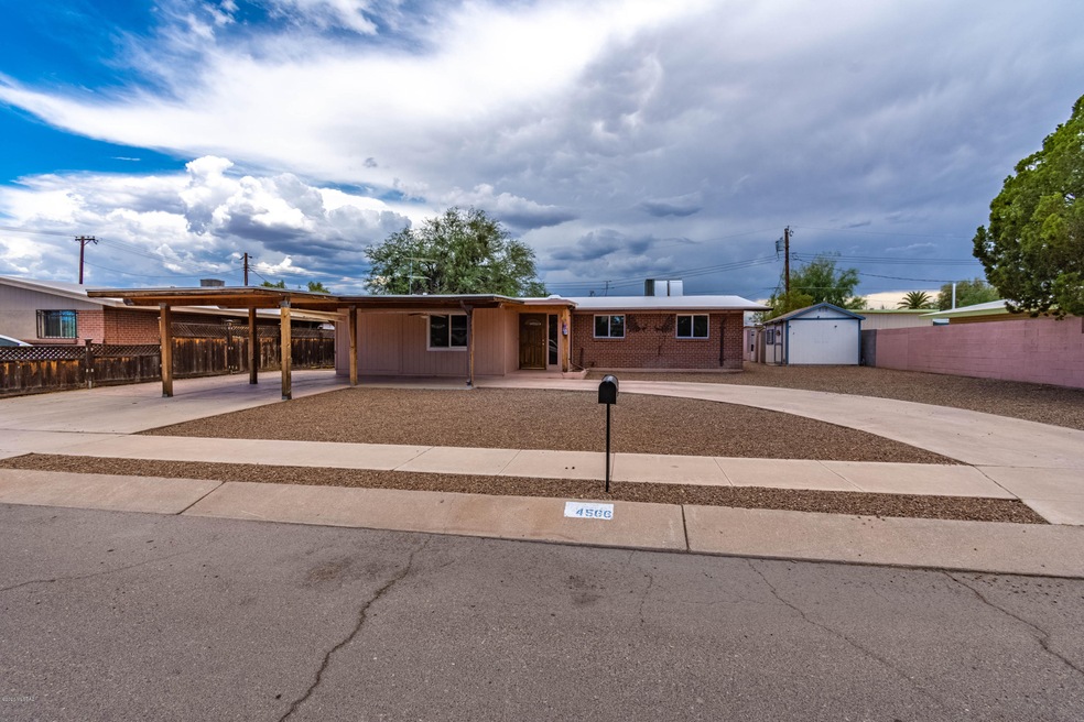 4566 N Jay Ave__024