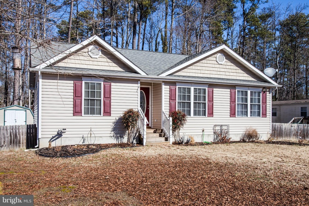 104 Greenway Dr, Colonial Beach, VA 22443 - photo 1