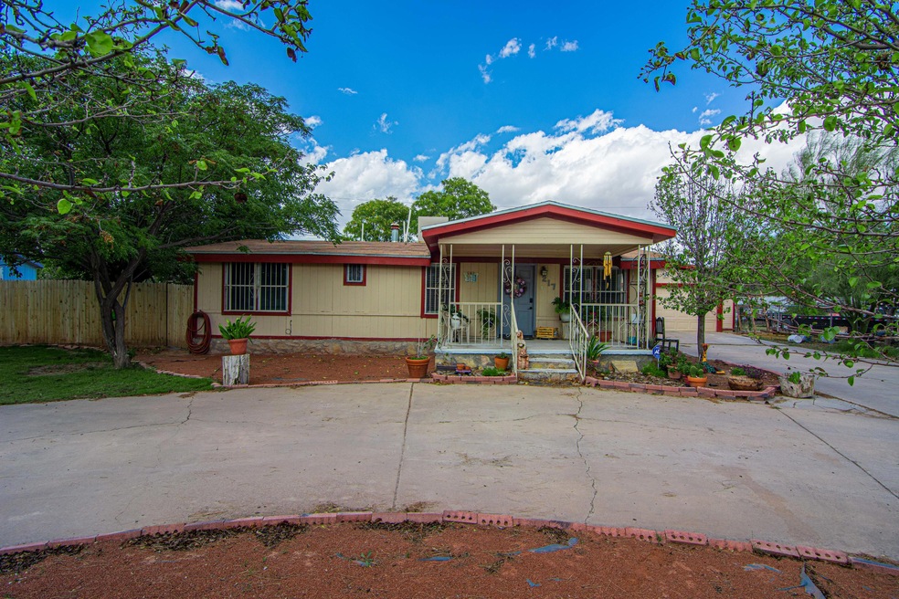 217 Wetukma Ln, Socorro, TX 79927 - photo 1