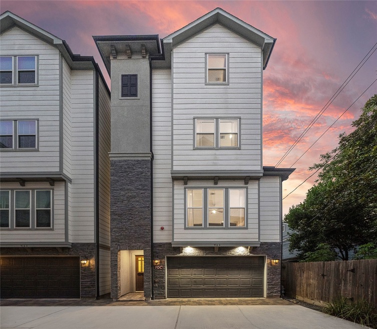 916 Yale St unit A, Houston, TX 77008 - photo 1