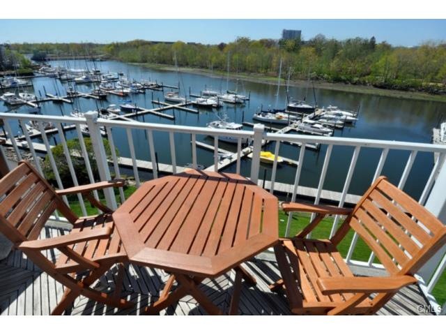 43 Harbor St unit 502, Stamford, CT 06902 - photo 1
