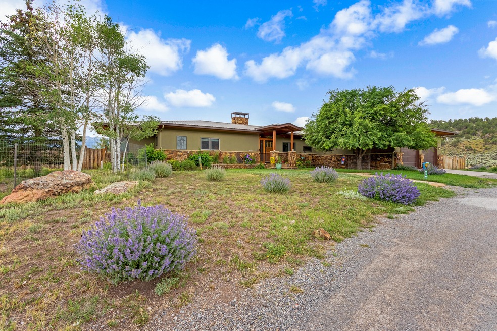 489 Meadows Circle (78)