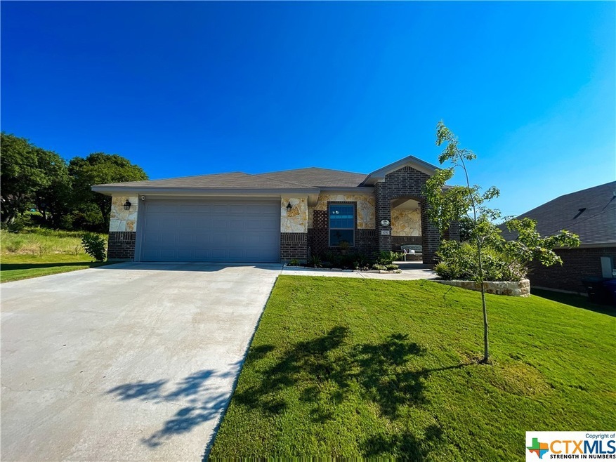 1037 Republic Cir, Copperas Cove, TX 76522 - photo 1