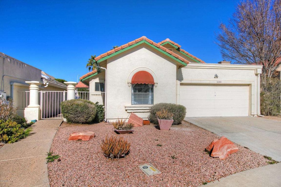 1680EBuffaloCir001