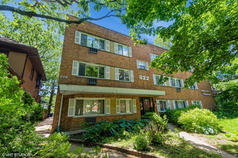 820 Seward St unit 3E, Evanston, IL 60202 - photo 1