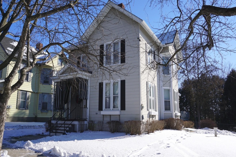 20 Madison St, Rutland, VT 05701 - photo 1