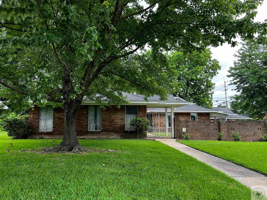 2 Desoto Cir, Texarkana, TX 75503 - photo 1