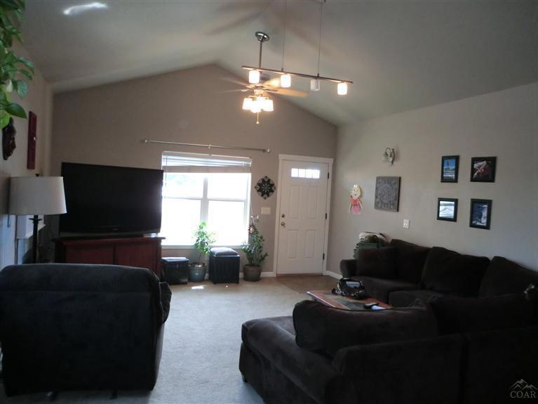 63733 Hunters Cir, Bend, OR 97701 - photo 1