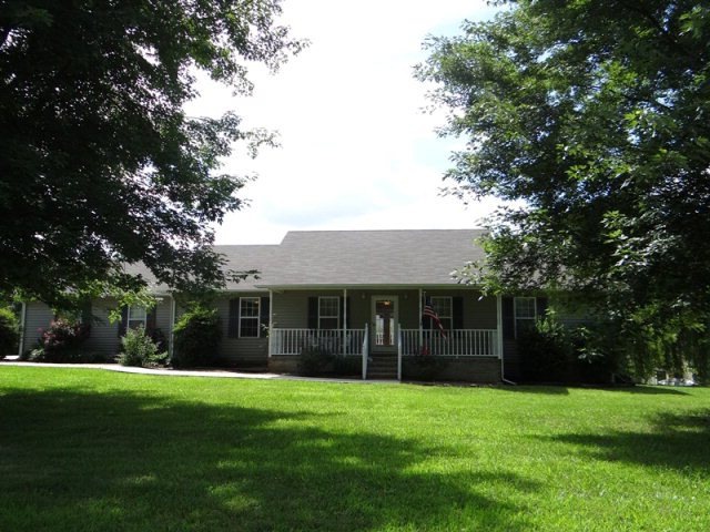 1343 Howell Ln, Cookeville, TN 38506 - photo 1