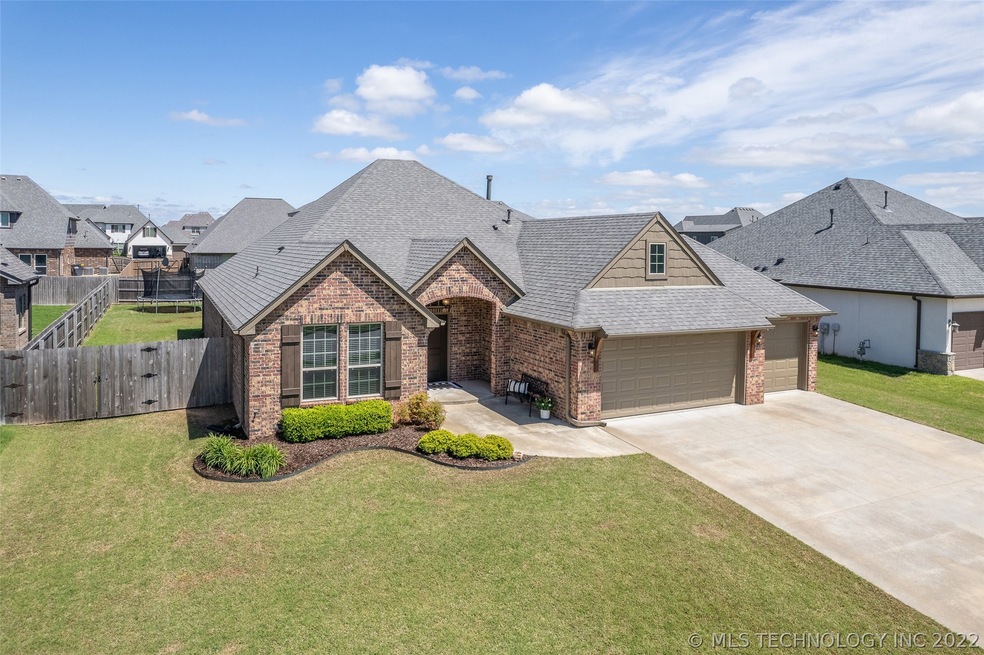 Yorktown home on large lot. Less than a block from