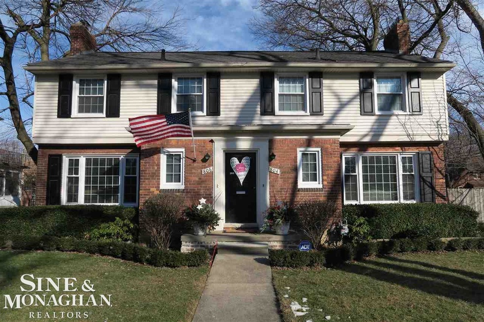806 Harcourt Rd, Grosse Pointe Park, MI 48230 - photo 1