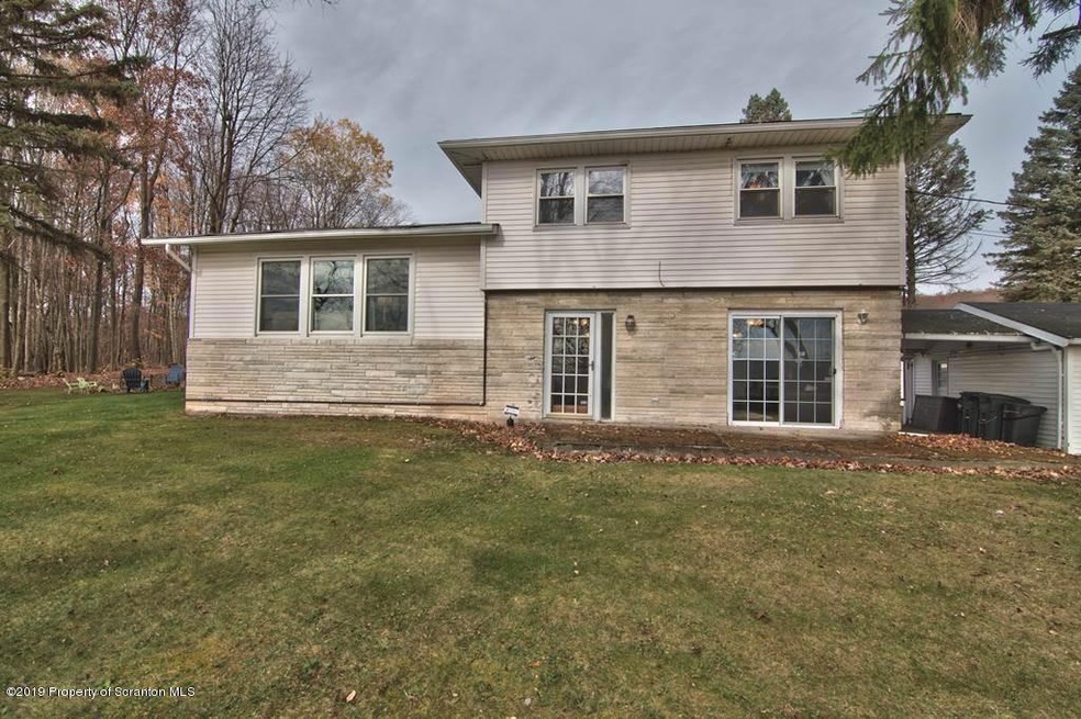 111 Memo Ln, Scranton, PA 18508 - photo 1