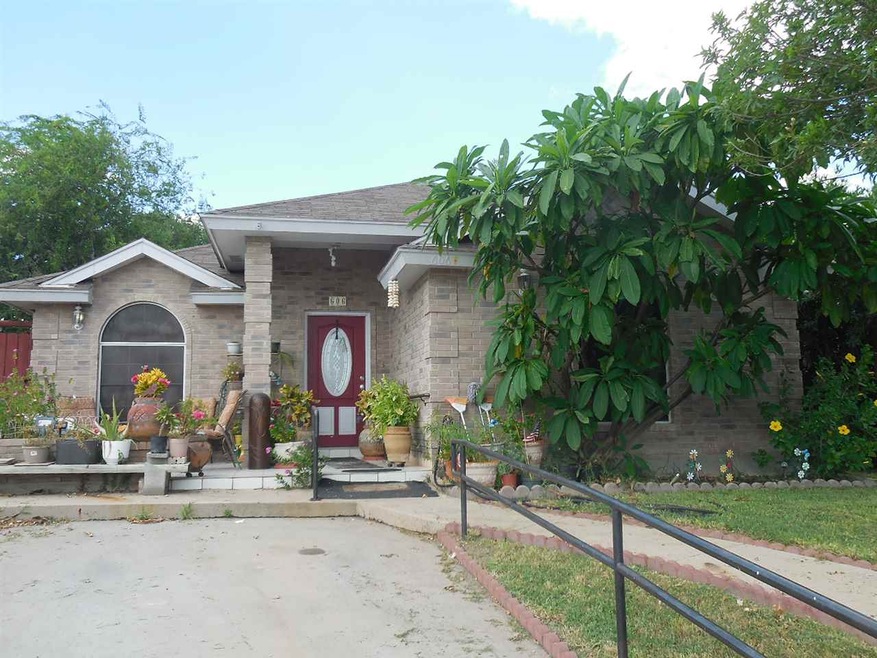 606 Okane St, Laredo, TX 78040 - photo 1