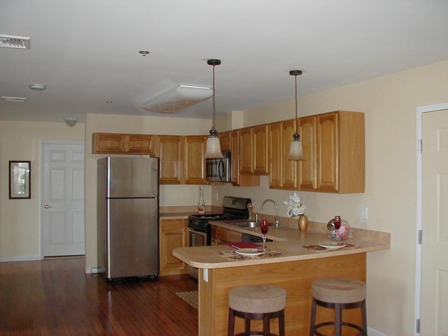 79 Montgomery St unit 4C, Paterson, NJ 07501 - photo 1