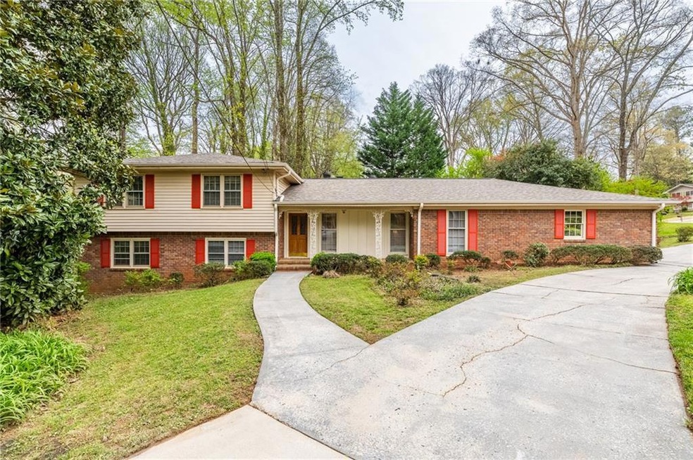 Spacious Split Level, 4-Sided Brick except 2nd Lev