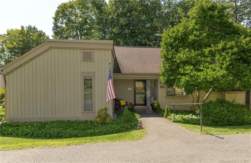 924 Heritage Village unit A, Southbury, CT 06488 - photo 1