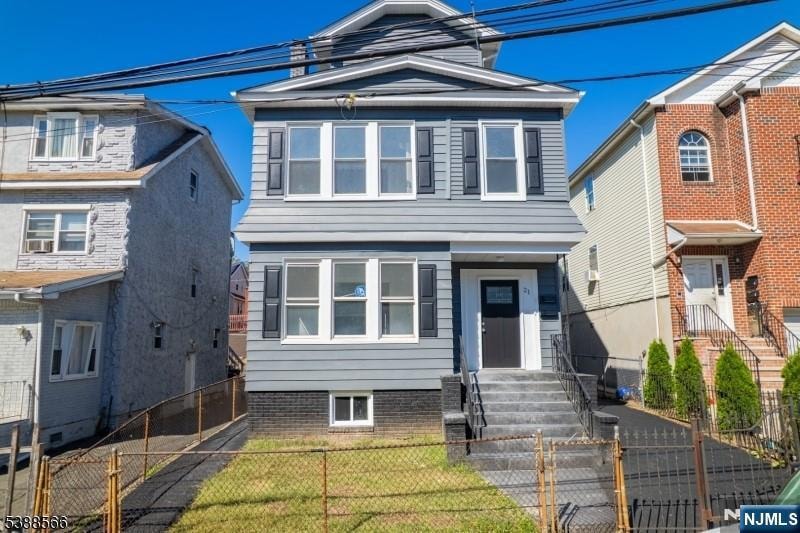 21 Huntington Terrace, Newark, NJ 07112 - photo 1