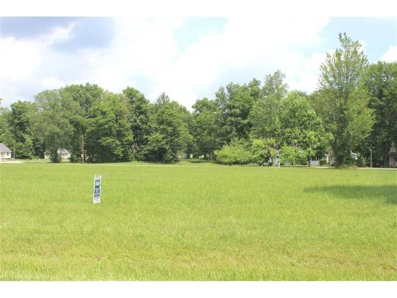 1023 SE Mohawk Trail, Greensburg, IN 47240 - photo 1