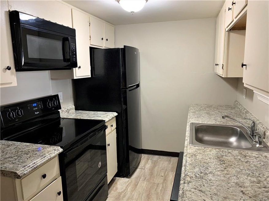 16 S 10th St, Emmaus, PA 18049 - photo 1