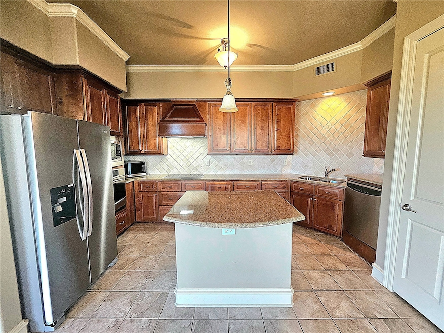 For Sale $420,000 • Co-Listing Agent