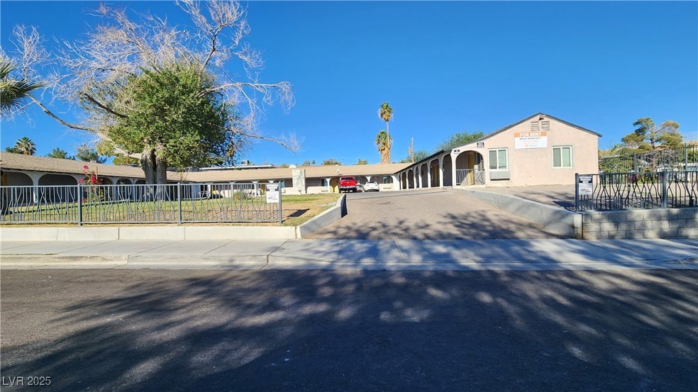 311 N 16th St unit 7, Las Vegas, NV 89101 - photo 1