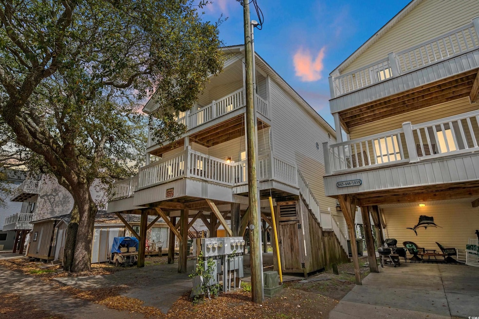 Exterior space featuring a carport