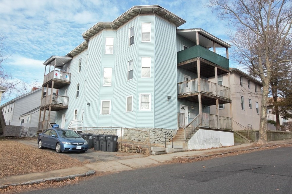 18 Webster St unit 2, Haverhill, MA 01830 - photo 1