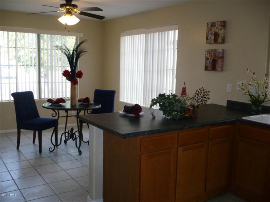 Dining/Kithen