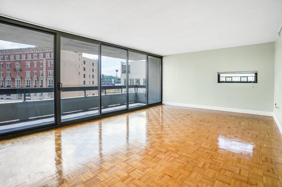 Kenmore Tower unit 402, Boston, MA 02215 - photo 1