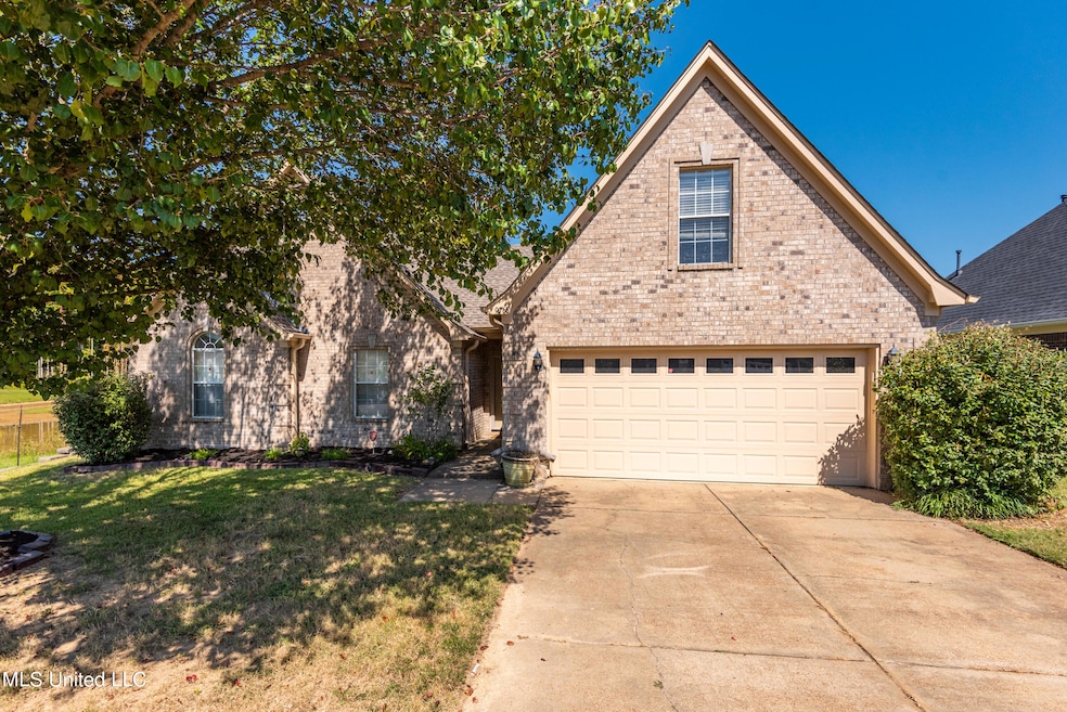 9768 Crape Myrtle Dr.