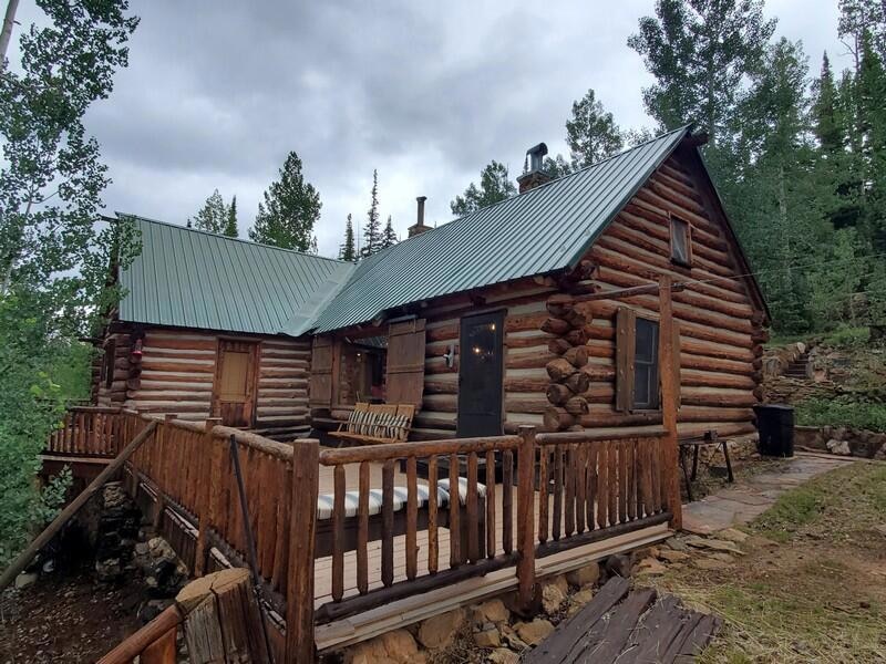 0001-3705 N Rays Navajo View-