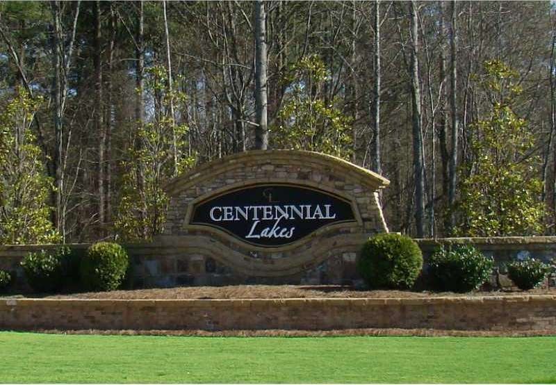 702 Independence Ln, Acworth, GA 30102 - photo 1