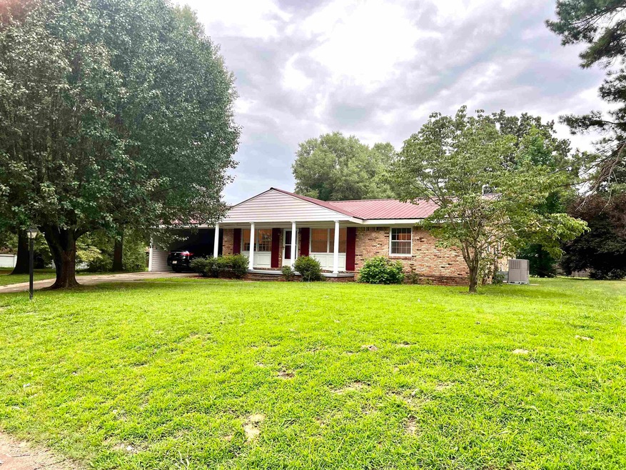 14 Dixie Ln, Jackson, TN 38301