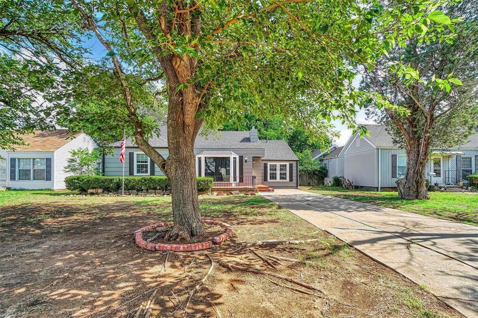 For Sale $295,000 • Co-Listing Agent