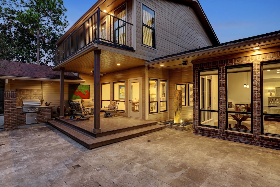 7722 Bellewood Dr, Houston, TX 77055 - photo 1