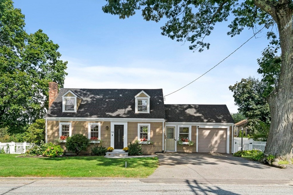 94 Pleasant St, Wakefield, MA 01880 - photo 1