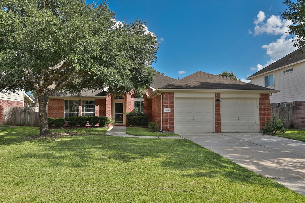 518 Joshua Lee Ln, Spring, TX 77386 - photo 1