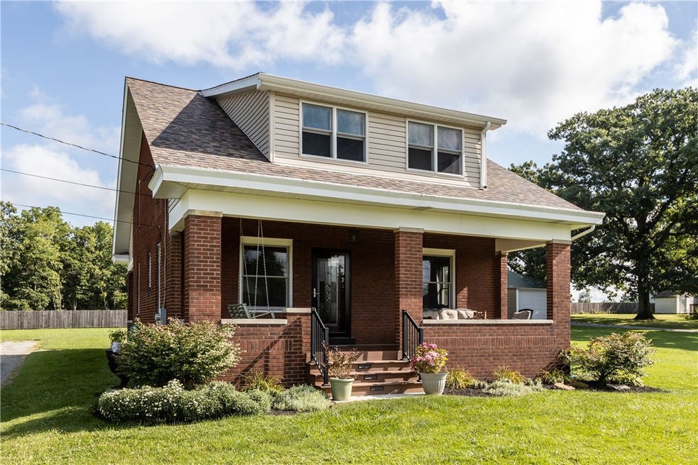 Welcome to 1045 Winfield Road!