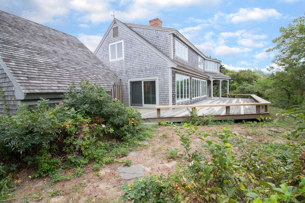 45 Bay Shore Rd