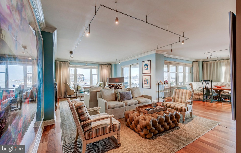 The Ritz-Carlton Residences, Baltimore, MD 21230 - photo 1