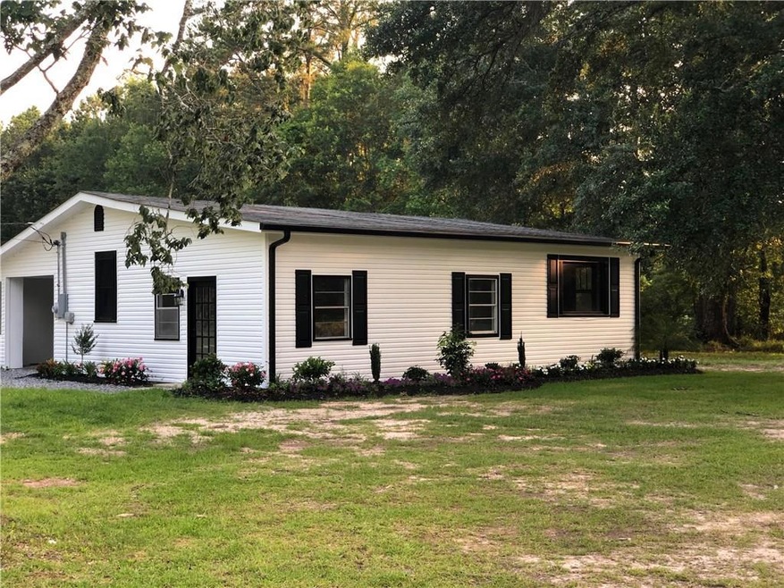 Front view of home.