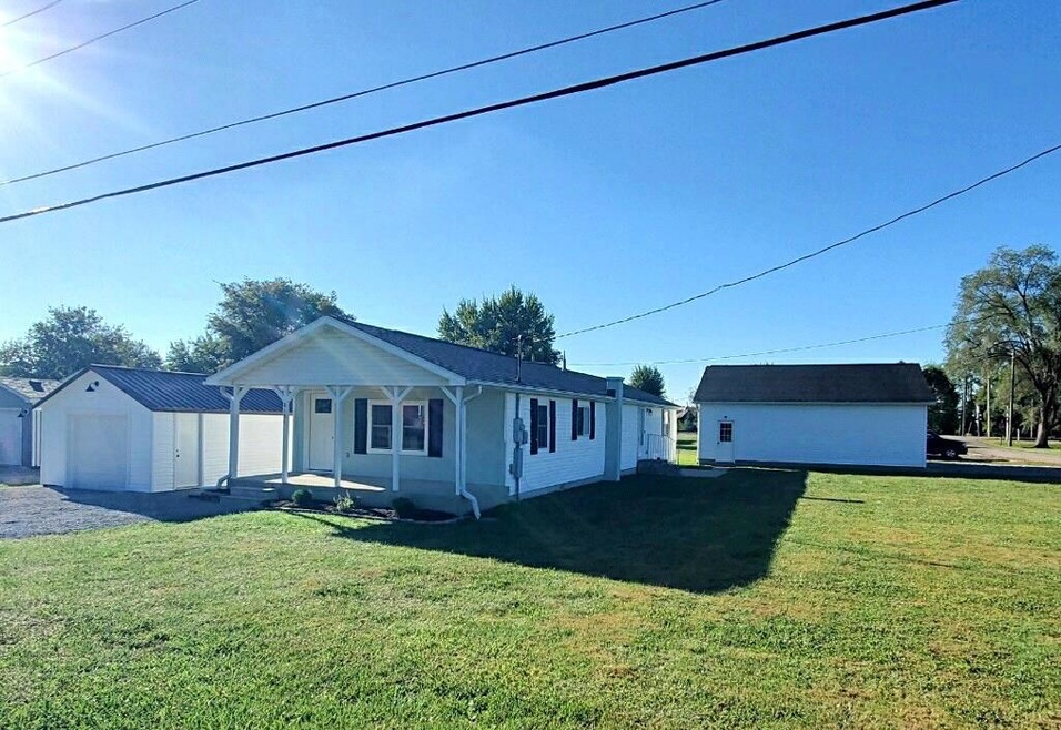 8181 E County Road 195 S, New Point, IN 47240 - photo 1